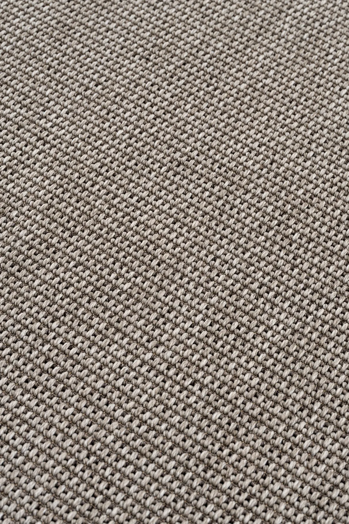 Sahara-Teppich mit Bordüre für den Außenbereich.