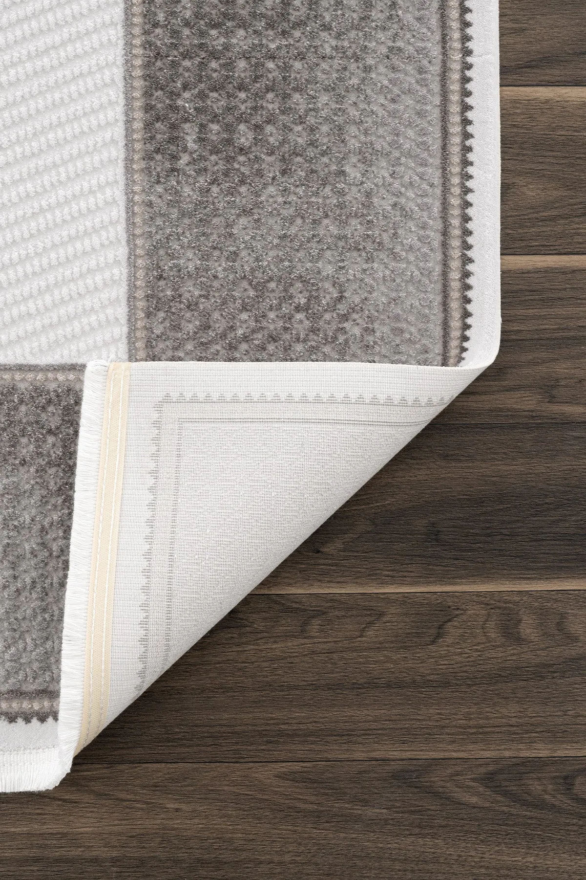 Tapis de salon Koza gris perle